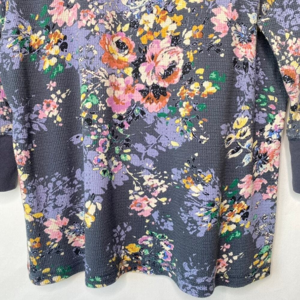 Sundance Blue Floral Waffle Knit Three Quarter Sleeve Shirt Size Petite Large - Picture 8 of 10